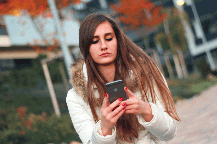 smartphone-user